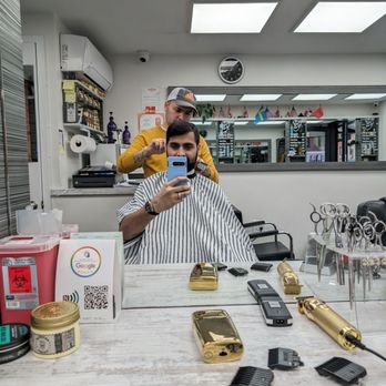 Das'it Barbershop - Barbers Near Me - Manhattan, New York Das'it Barbershop - Barbers Near Me - Manhattan, New York