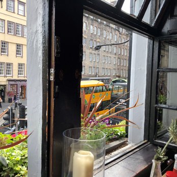 Deacon Brodies Tavern - Lunch with a view! - Pubs Near Me - Edinburgh, EDH Deacon Brodies Tavern - Lunch with a view! - Pubs Near Me - Edinburgh, EDH