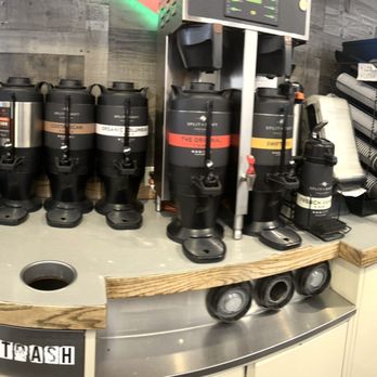 Chevron - Nice & very hot coffee area- incl organic coffee choice - Gas Stations Near Me - Baker City, Oregon