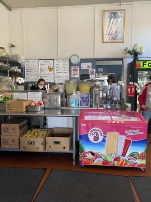 La Gallinita Meat Market Mexicatessen by null