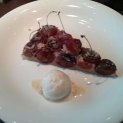 Le Café Bras - Tarta de cerezas tradicional de Rodez