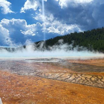 Grand Prismatic Spring - Landmarks & Historical Buildings Near Me Grand Prismatic Spring - Landmarks & Historical Buildings Near Me