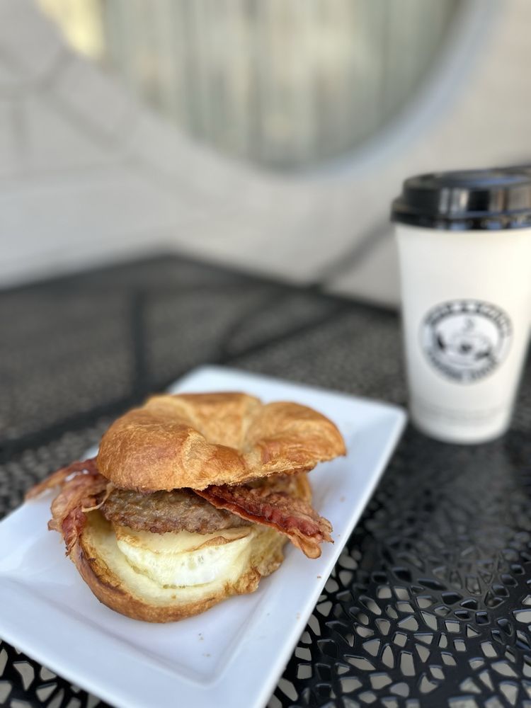 Bear and kono’s coffee shop