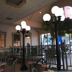 McDonald's - Seating area