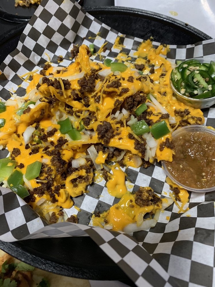 Ford Patio Bar & Grill, Detroit Roadtrippers