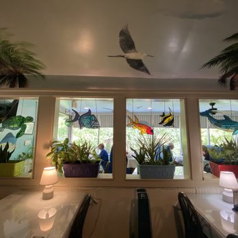 Driftaway Cafe - Decor - American Near Me - Savannah, Georgia