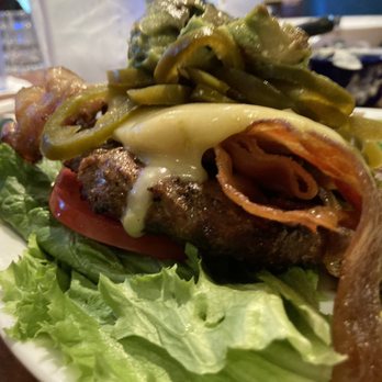 Murray Bros Caddyshack - No bun bacon Bacon-Guacamole Deluxe Burger - American Near Me - St. Augustine, Florida Murray Bros Caddyshack - No bun bacon Bacon-Guacamole Deluxe Burger - American Near Me - St. Augustine, Florida