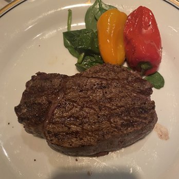 Arroyo Chop House - Filet mignon - Steakhouses Near Me - Pasadena, California Arroyo Chop House - Filet mignon - Steakhouses Near Me - Pasadena, California
