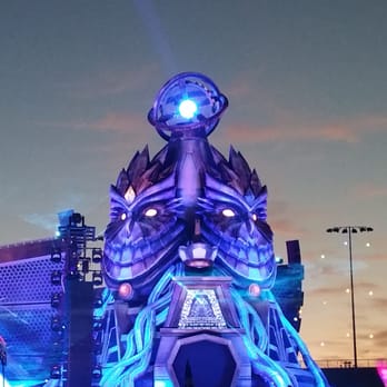 Electric Daisy Carnival - Owls everywhere.... - Festivals Near Me - Clark, Nevada