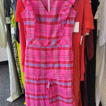 Discount Fashion Warehouse - Women's Clothing Near Me - Centerville, Ohio Discount Fashion Warehouse - Women's Clothing Near Me - Centerville, Ohio