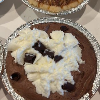 Crumbl - San Angelo - Bakeries Near Me - San Angelo, Texas