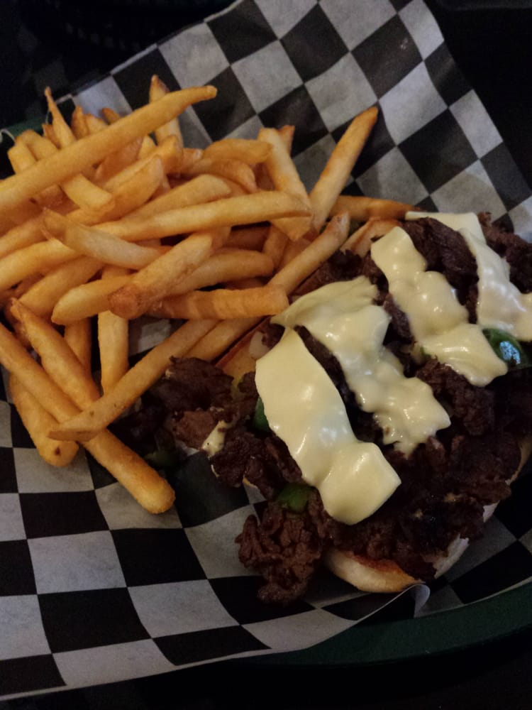 THE WEST END GRILL Updated September 2024 715 S Country Club Rd