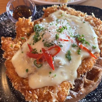 Bluberry Social - Chicken and waffle - Breakfast & Brunch Near Me - Irvine, California Bluberry Social - Chicken and waffle - Breakfast & Brunch Near Me - Irvine, California