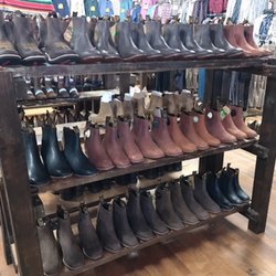 El Caporal - Booties of all colors/ Botines en variedad de colores