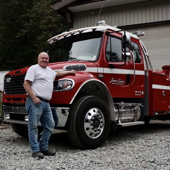 Jamie Davis Towing - Truck #134 : Jamie's Medium Duty Wrecker - Towing Near Me - Hope, British Columbia