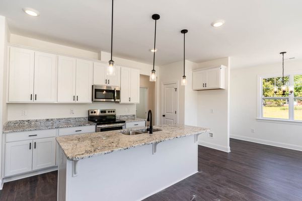 Clear View Builders Logo