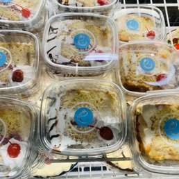 Tres leches cakes Tres leches cakes