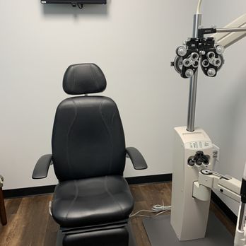 Ocean Eye - Exam Room - Eyewear & Opticians Near Me - Summerville, South Carolina Ocean Eye - Exam Room - Eyewear & Opticians Near Me - Summerville, South Carolina