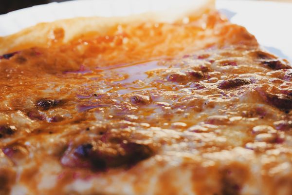 Tony's Pizzaria by null