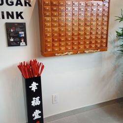 Xing Fu Tang - This chain is known for their fortune boxes (like a fortune cookie, but reusable, lol).