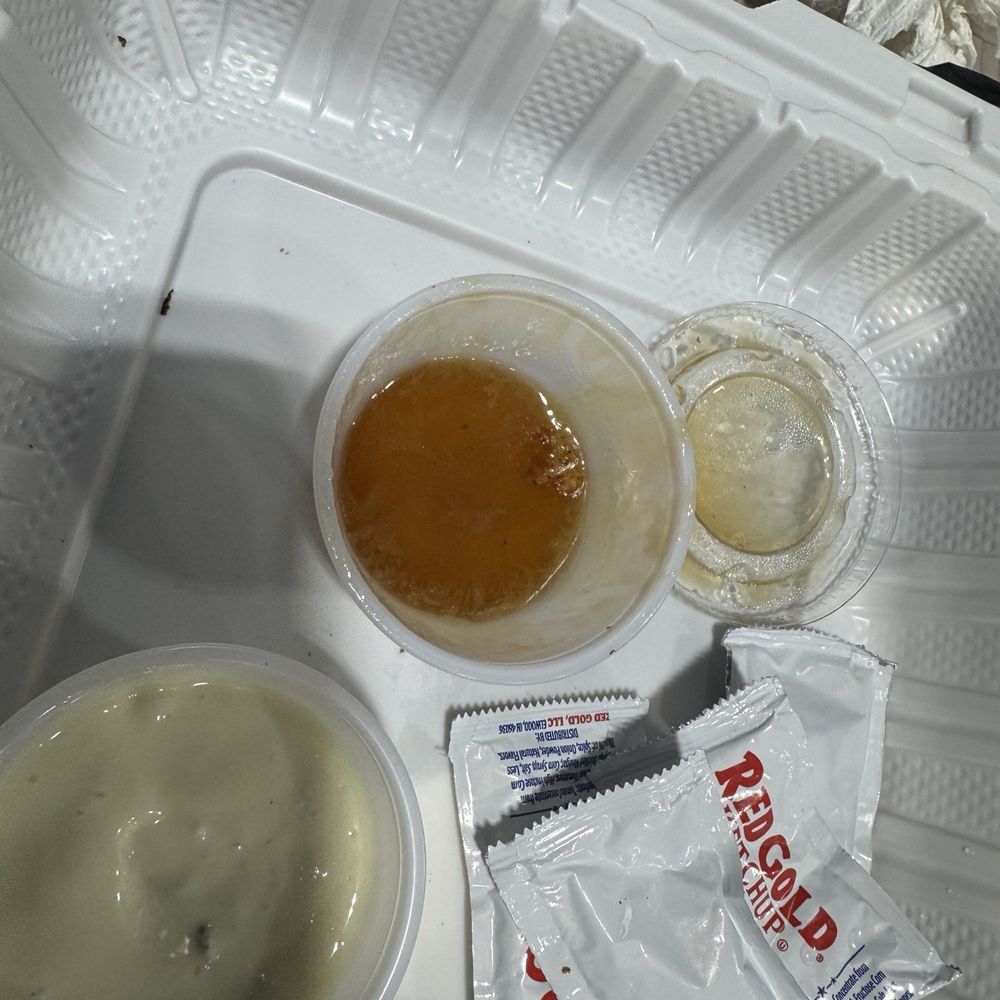 Dirty Bird Chicken N' Waffles - This is the maple bourbon, butter syrup so good - Food Trucks Near Me - Niagara Falls, New York Dirty Bird Chicken N' Waffles - This is the maple bourbon, butter syrup so good - Food Trucks Near Me - Niagara Falls, New York