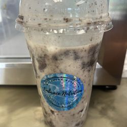 Embrace Nutrition - Oreo cookie dough shake