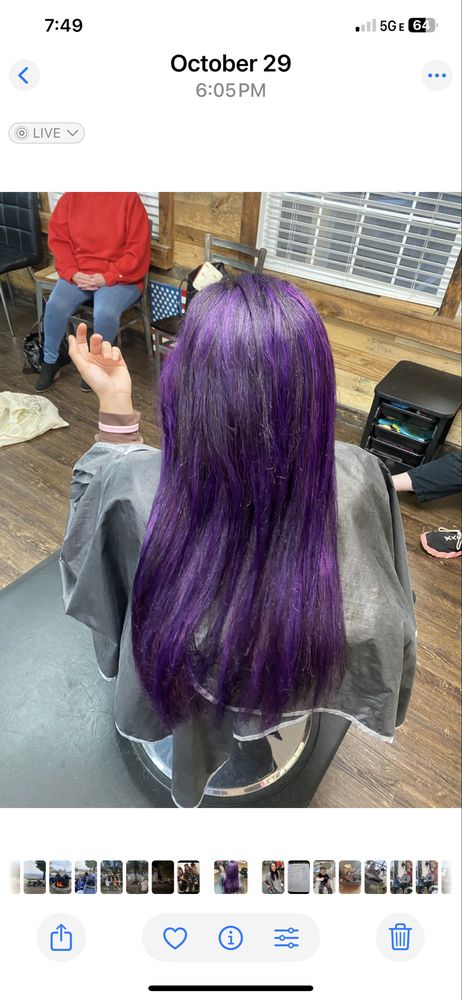 Creative Hair Designs Logo