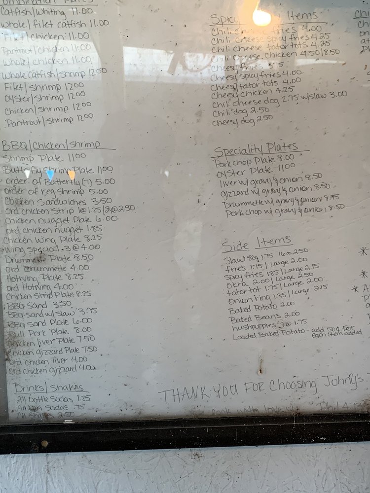 JOHNNY’S DAIRY BAR 263 Rd 47, Tupelo, Mississippi Burgers