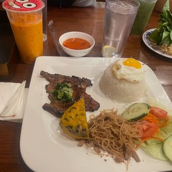 Pho Bami - Broken Rice platter with pork chop - Vietnamese Near Me - Wilmington, Delaware Pho Bami - Broken Rice platter with pork chop - Vietnamese Near Me - Wilmington, Delaware