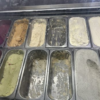 Tara's Organic Ice Cream - Empty Containers :( - Ice Cream & Frozen Yogurt Near Me - Berkeley, California