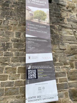 Château et remparts de la cité de Carcassonne by null