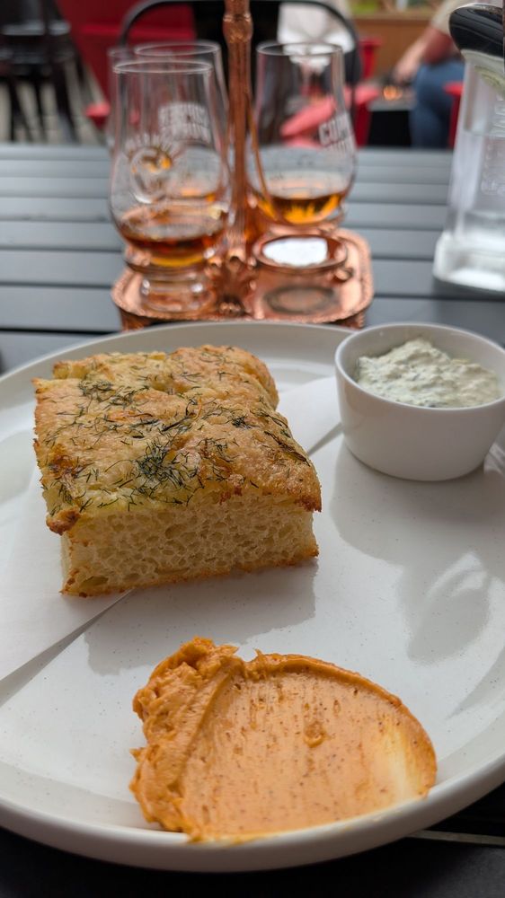 Food from De La Soil