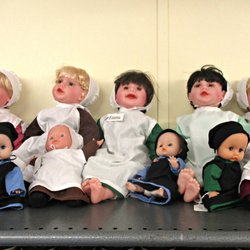 Sugar & Spice Bakery and Cheese - Amish Dolls