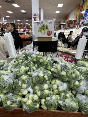 HL Supermarket by null