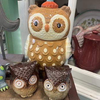 Curious-ity - Vintage owls - Used, Vintage & Consignment Near Me - Brentwood, California