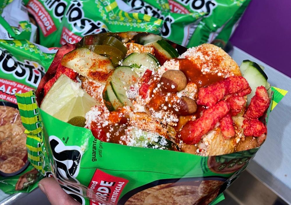 La Guera Cocina & Cantina Logo