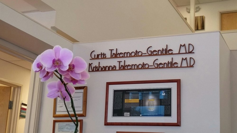 CURTIS TAKEMOTOGENTILE, MD Updated October 2024 51 Reviews 2632