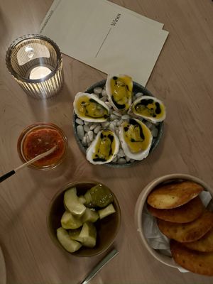 Maty's by null