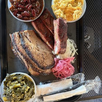 Horn Barbecue - Brisket, Mac and cheese, ribs, pit beans and collards. - Desserts Near Me - Lafayette, California Horn Barbecue - Brisket, Mac and cheese, ribs, pit beans and collards. - Desserts Near Me - Lafayette, California