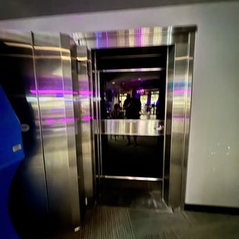 Back Roads Lounge - The Vault - Sports Bars Near Me - Johnston, Iowa