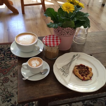 Tricafe - Cafes Near Me - Prague, Puerto Rico