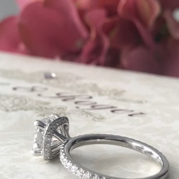 Moissy Fine Jewellery - Jewelry Near Me - Toronto, Ontario Moissy Fine Jewellery - Jewelry Near Me - Toronto, Ontario