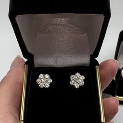 Mr  Steve's Pawn Shop - Diamond flower earrings