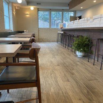 Kasama - Left side dinning area - Filipino Near Me - Chicago, Illinois