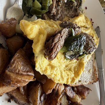 Brunchport - Poblano omelette - Coffee & Tea Near Me - Oceanport, New Jersey