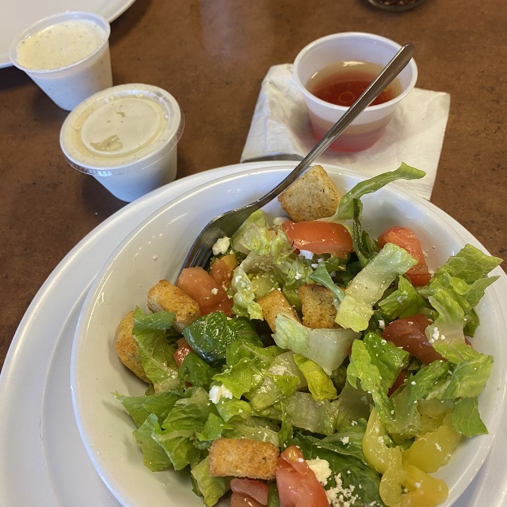The original Bella's Pizzeria - Greek Salad - Pizza Near Me - Yukon, Oklahoma The original Bella's Pizzeria - Greek Salad - Pizza Near Me - Yukon, Oklahoma