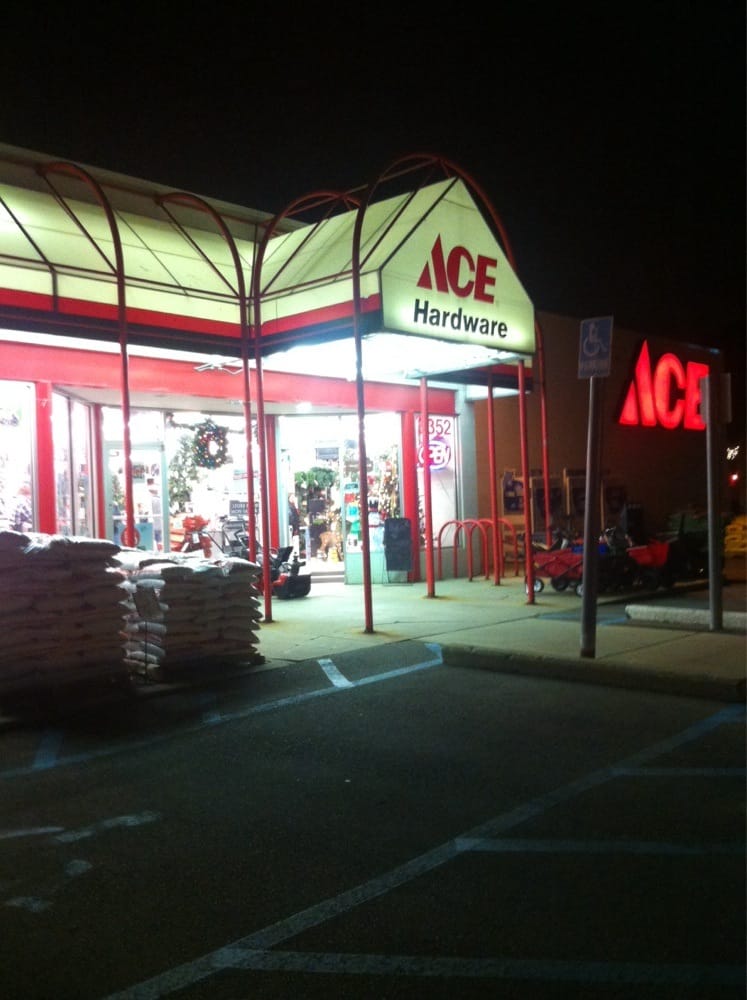 ACE BARNES HARDWARE 19 Reviews Hardware Stores 3352 Washtenaw Ave