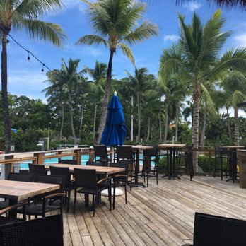 Skipper's Dockside - Outside dinning area - Seafood Near Me - Key Largo, Florida Skipper's Dockside - Outside dinning area - Seafood Near Me - Key Largo, Florida