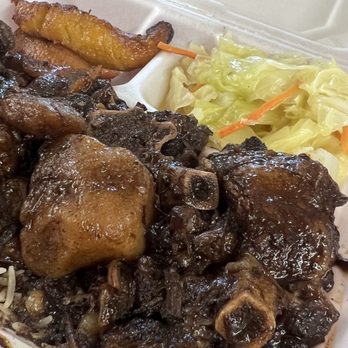 Stephanies Jamaican kitchen - Regular Oxtail - Caribbean Near Me - Fort Worth, Texas Stephanies Jamaican kitchen - Regular Oxtail - Caribbean Near Me - Fort Worth, Texas