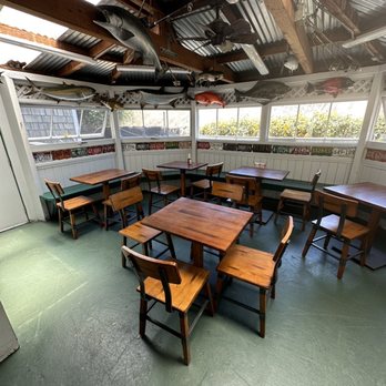 Tinker's Burgers - Nice kool eating space inside - Burgers Near Me - Summerland, California Tinker's Burgers - Nice kool eating space inside - Burgers Near Me - Summerland, California